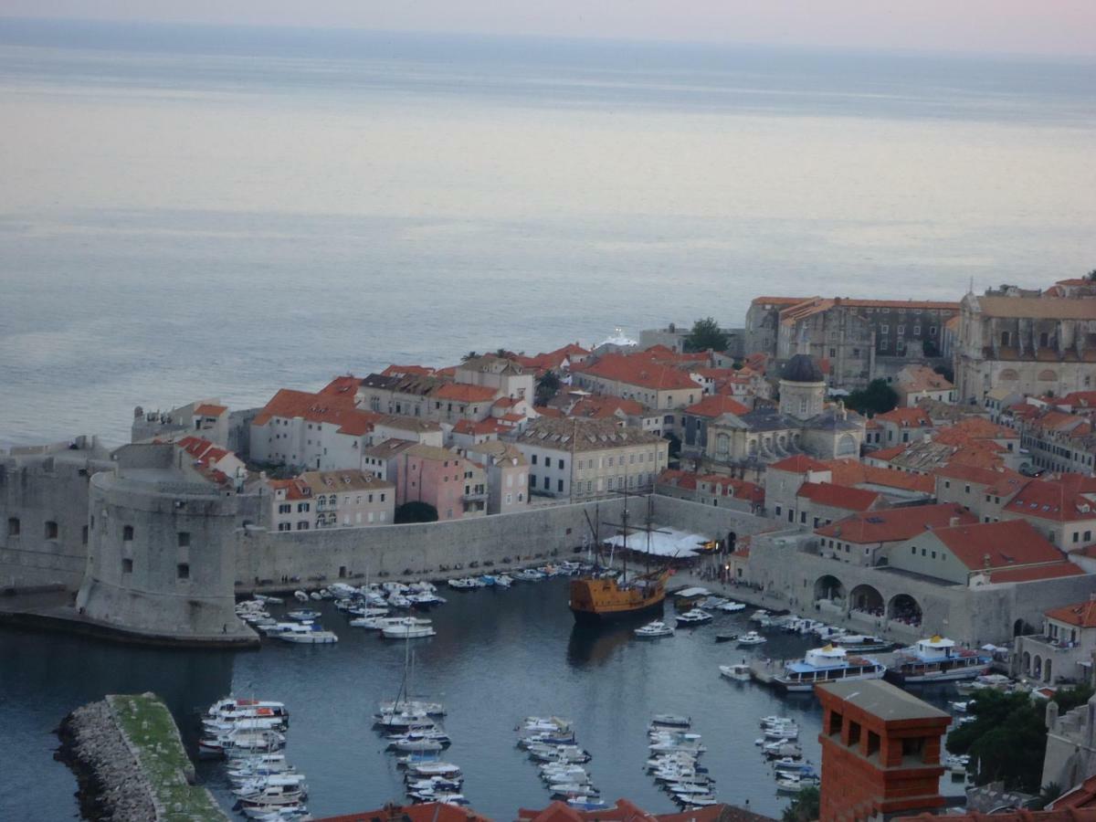 Peric Accommodation Ragusa Esterno foto